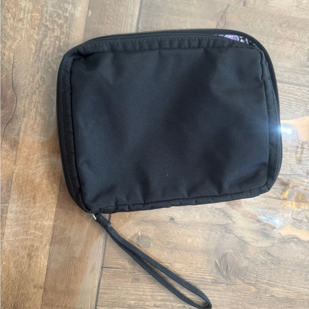 Vera Bradley baby wipes pouch.